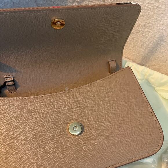 Burberry Beige Plaid Women's Bag - Picture 3 of 9
